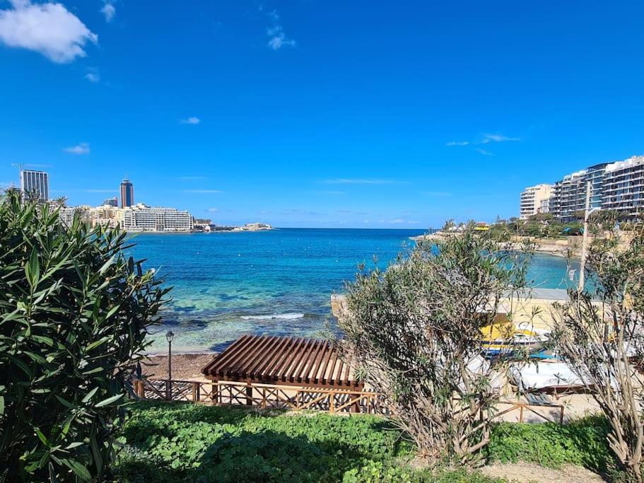 Apartamento Cozy Inside.City & Beach Outside Sliema Exterior foto